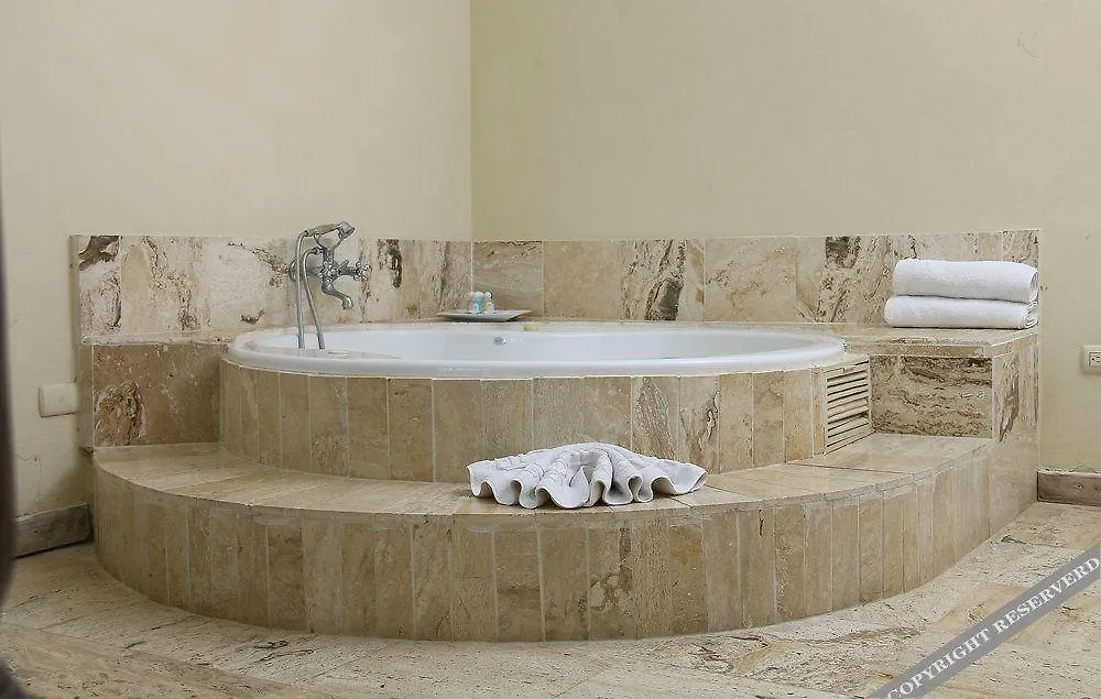 Exxtraordinary Resort - Bellamar Sosua 3*,