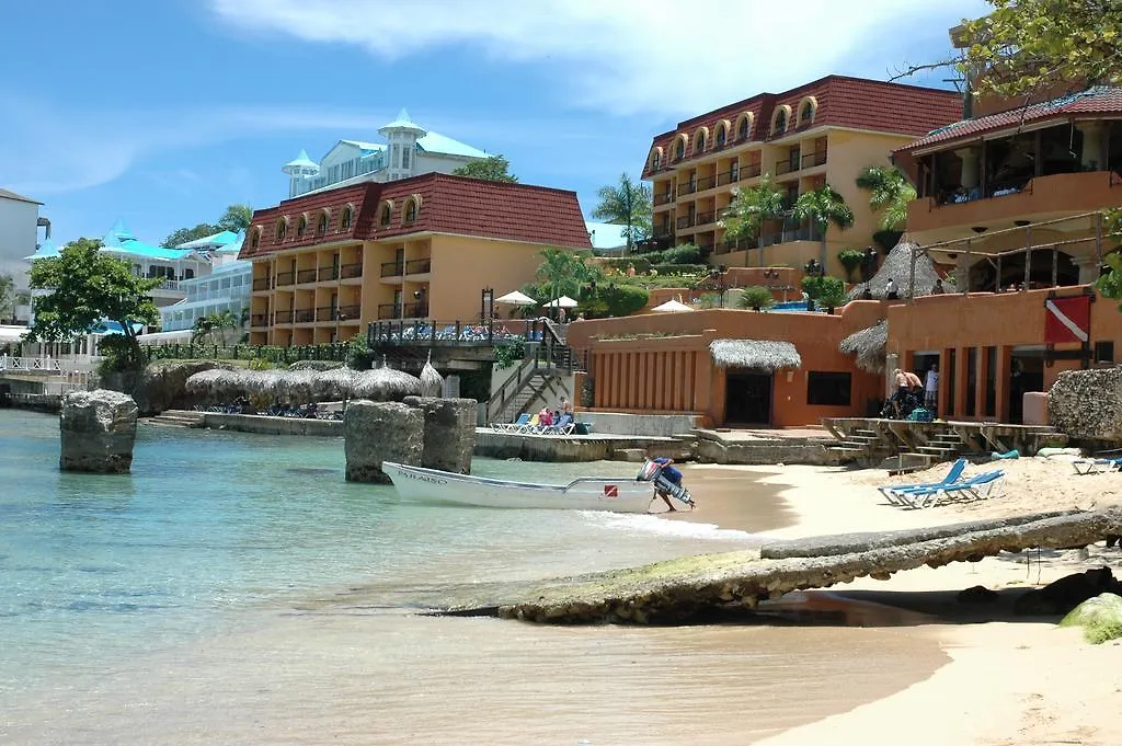 *** Hotel Exxtraordinary Resort - Bellamar Sosua Dominican Republic