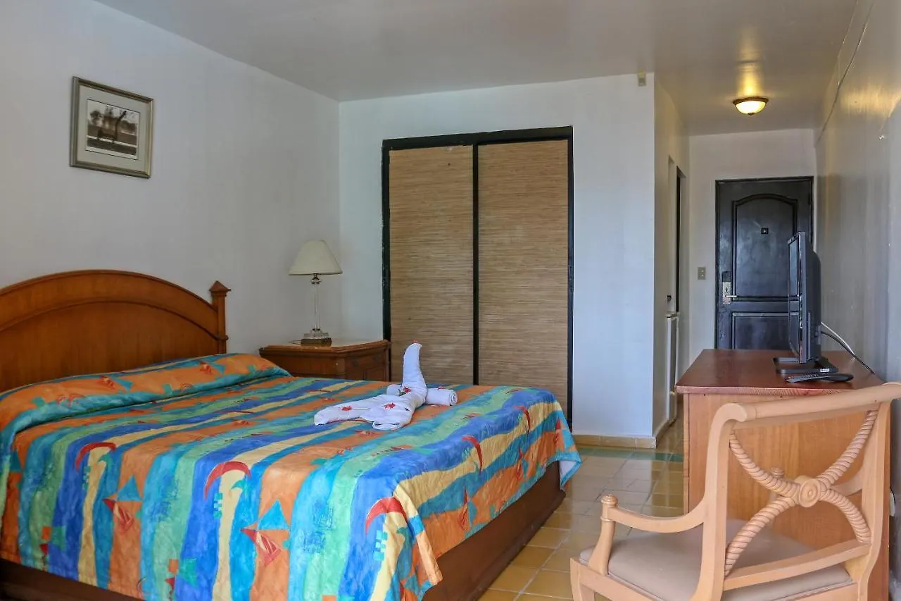 Exxtraordinary Resort - Bellamar Sosua Hotel